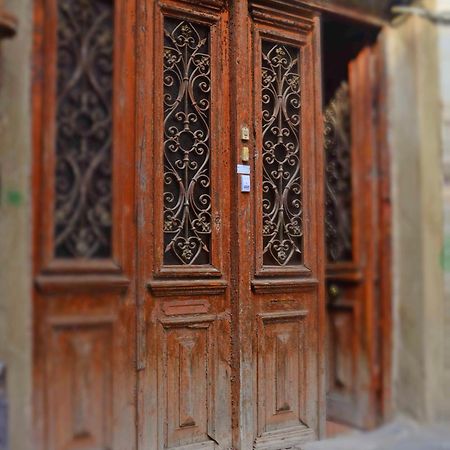 Nino'S Apartment In The Center Of Tbilisi Exteriör bild